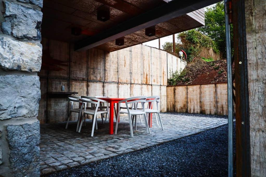 Amazon Corten Marche-en-Famenne Dış mekan fotoğraf