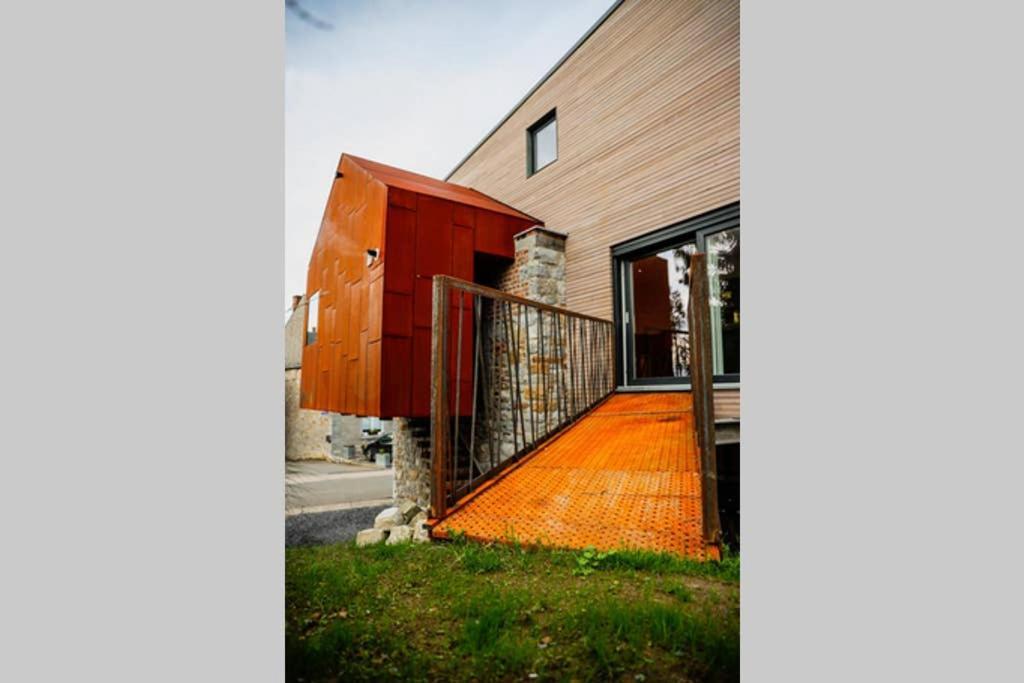 Amazon Corten Marche-en-Famenne Dış mekan fotoğraf